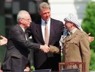 Yasser-Arafat-stood-on-the-White-House-lawn.jpg